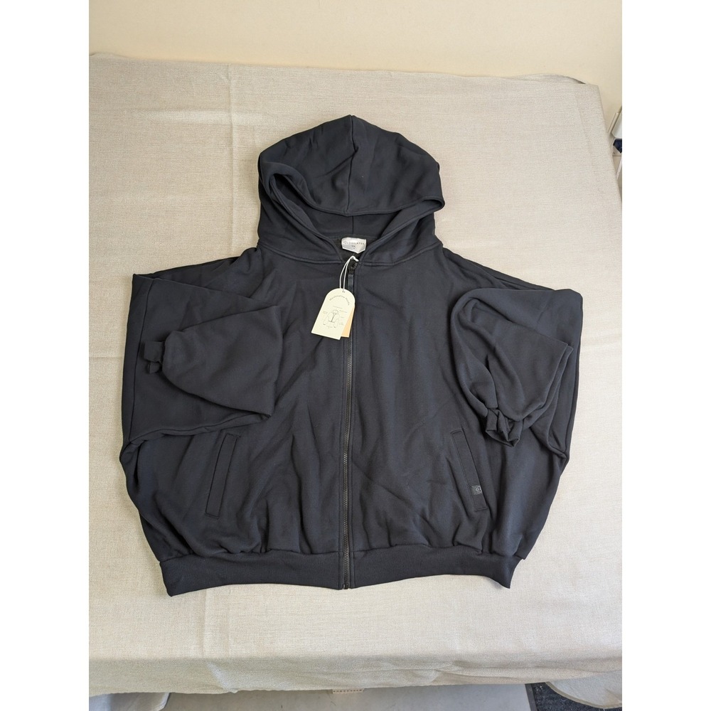 Blogilates Oversized Zip-Up Marshmallow Hoodie - Black